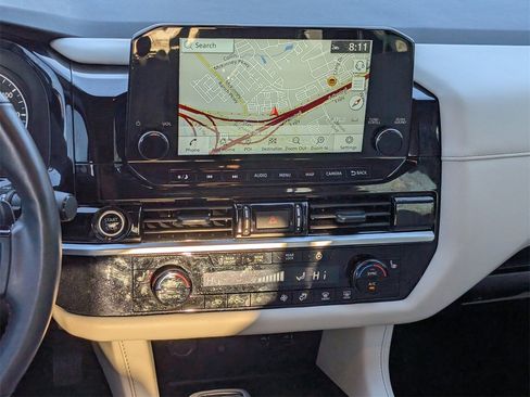 Certified 2024 Nissan Pathfinder SL w/ SL Premium Package image 11