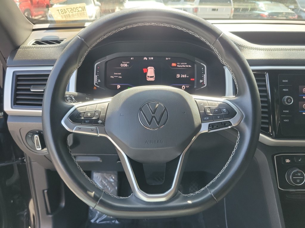 Used 2022 Volkswagen Atlas Cross Sport SE FWD image 25