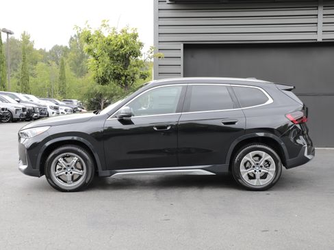 Used 2025 BMW X1 xDrive28i w/ Convenience Package AWD/4WD image 5