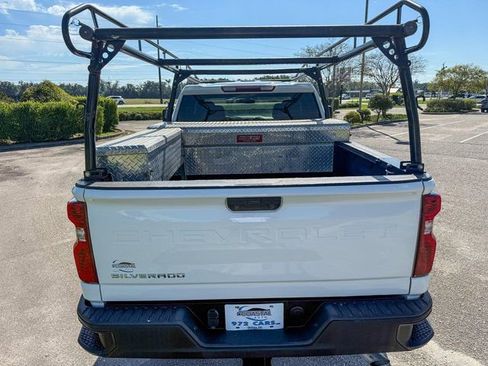 Used 2021 Chevrolet Silverado 2500 W/T w/ WT Convenience Package image 4