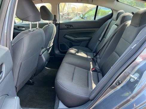 Used 2025 Nissan Altima 2.5 SV image 40