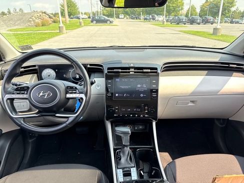 Used 2022 Hyundai Tucson SEL w/ Convenience Package AWD/4WD image 16