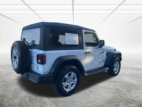 Used 2018 Jeep Wrangler Sport image 4