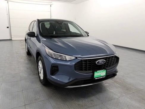 New 2026 Ford Escape Active image 9