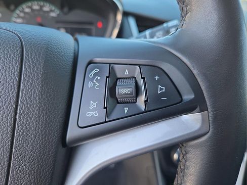 Used 2018 Chevrolet Trax LT w/ LT Convenience Package image 23