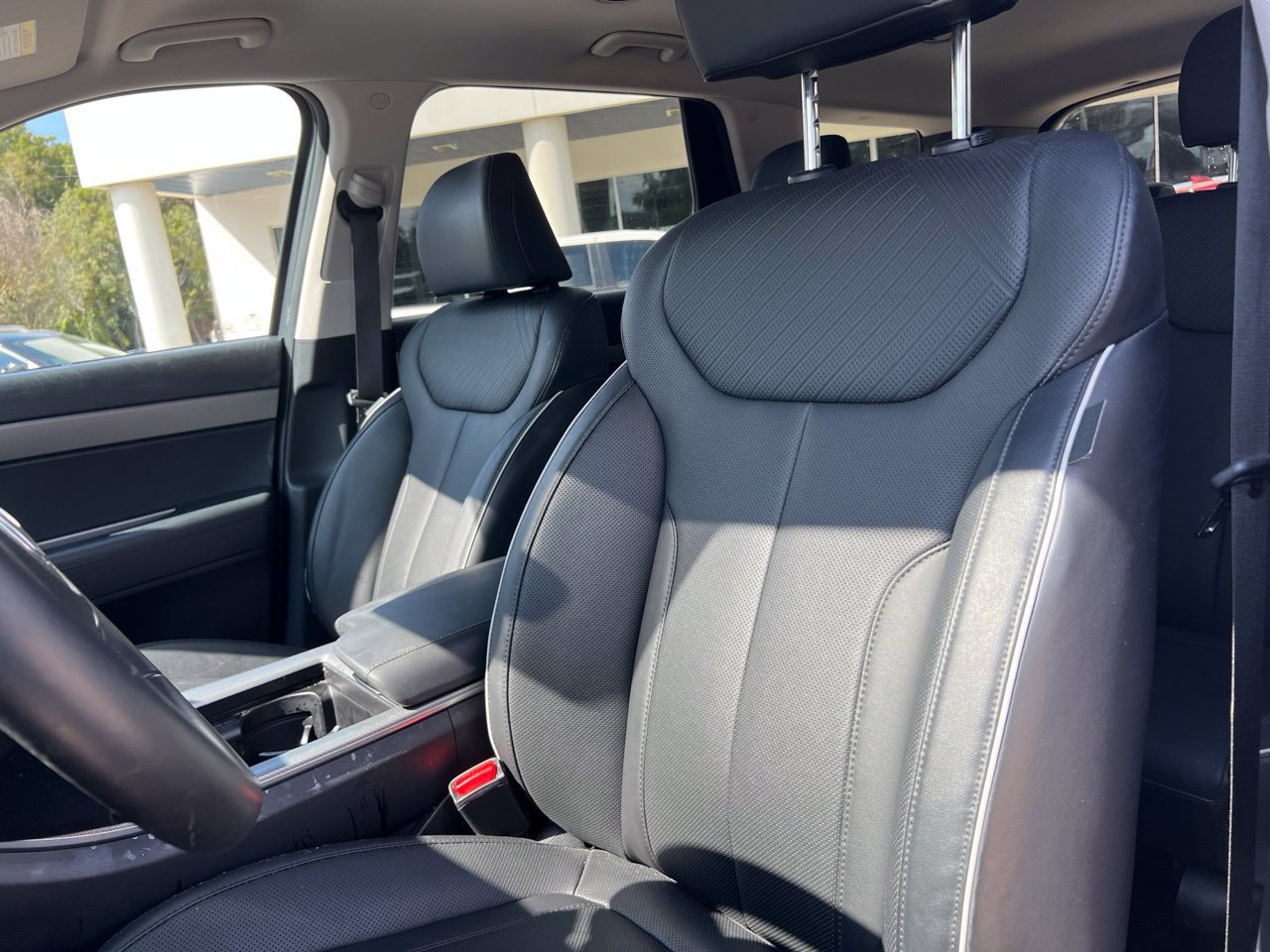 Used 2025 Hyundai Palisade SEL FWD image 10