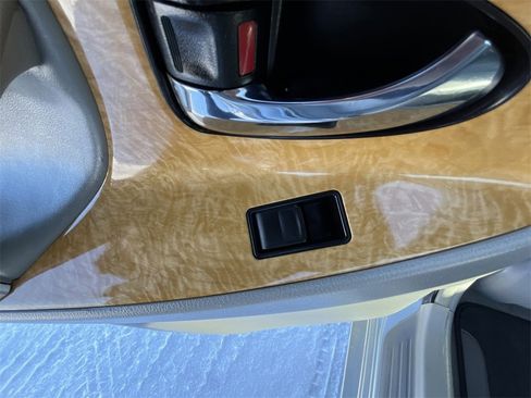 Used 2007 Toyota Camry XLE image 23