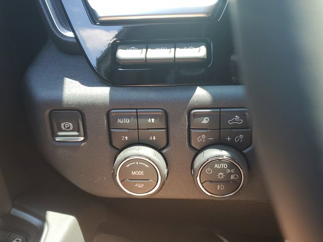 New 2026 Chevrolet Silverado 2500 High Country w/ High Country Premium Package AWD/4WD image 21