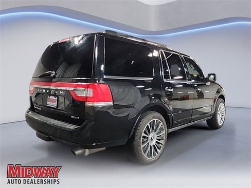 Used 2016 Lincoln Navigator Reserve image 5