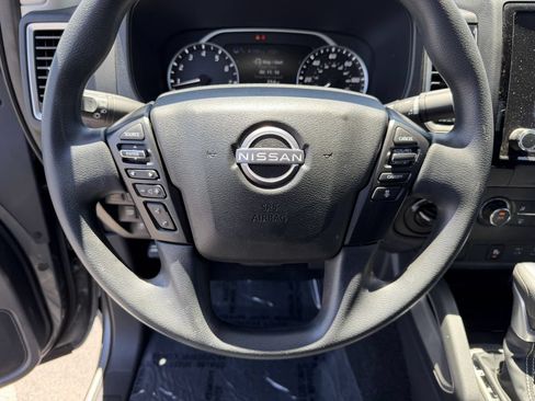 Used 2024 Nissan Frontier SV w/ Technology Package AWD/4WD image 24