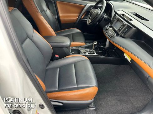 Used 2018 Toyota RAV4 SE w/ Power Extra Value Package image 14