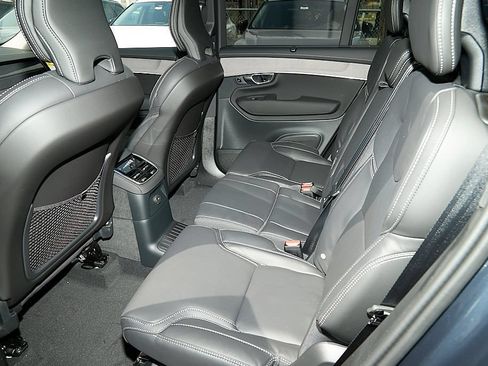 New 2026 Volvo XC90 T8 Ultra w/ Protection Package AWD/4WD image 20
