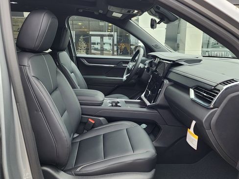 New 2026 GMC Acadia Elevation w/ Black Edition image 41