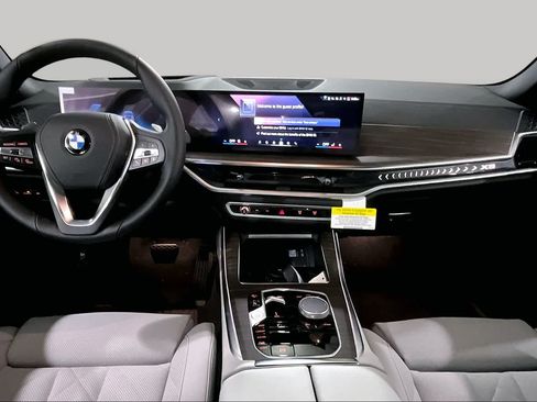 New 2026 BMW X5 xDrive40i w/ Premium Package AWD/4WD image 7