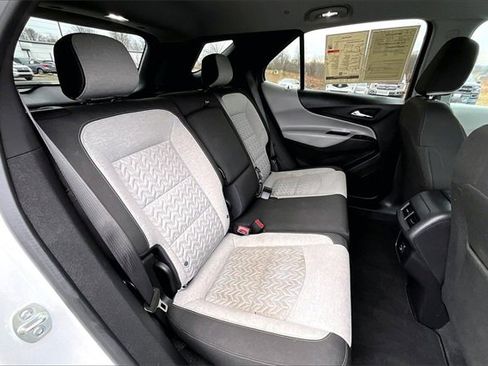 Used 2023 Chevrolet Equinox LT image 24