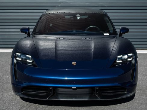 Used 2020 Porsche Taycan Turbo S image 37