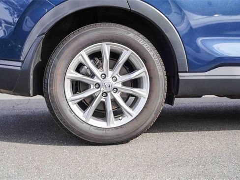 Used 2023 Honda CR-V EX image 9