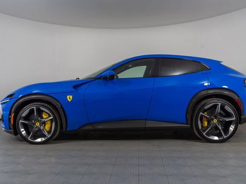 Certified 2025 Ferrari Purosangue Base image 3