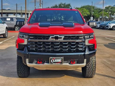 Used 2024 Chevrolet Silverado 1500 ZR2 w/ Technology Package AWD/4WD image 2