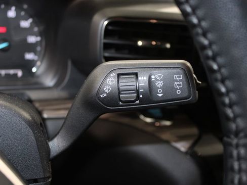 Used 2023 Ford Explorer Limited image 26