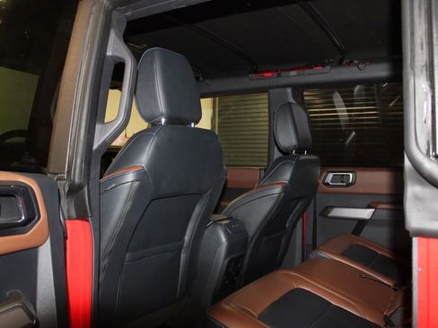 Used 2022 Ford Bronco Outer Banks image 36