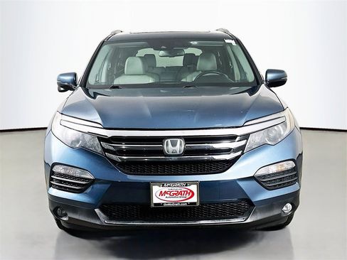 Used 2018 Honda Pilot Touring image 19