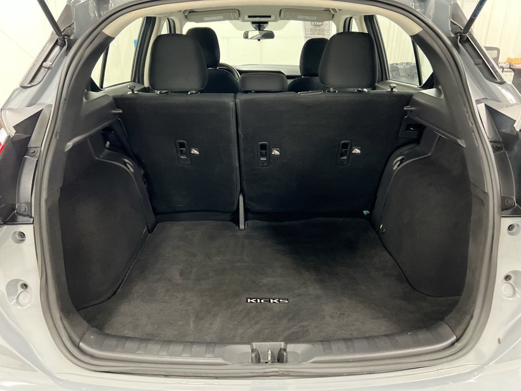 Used 2023 Nissan Kicks SV FWD image 21