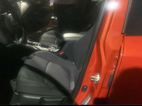 Used 2023 Toyota Corolla SE image 2