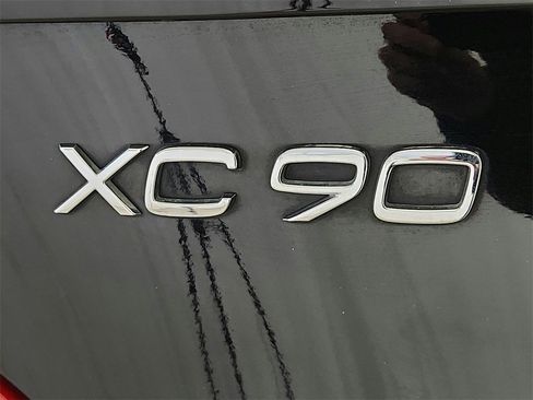 Used 2020 Volvo XC90 T6 Inscription w/ Protection Package Premier image 40