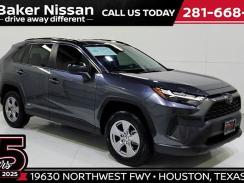 Used 2025 Toyota RAV4 LE AWD/4WD image 1