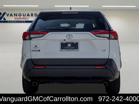 Used 2024 Toyota RAV4 LE image 7