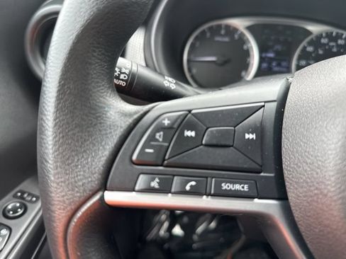 Used 2019 Nissan Kicks S FWD image 24