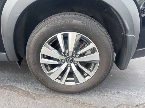 Used 2023 Nissan Pathfinder SL image 25