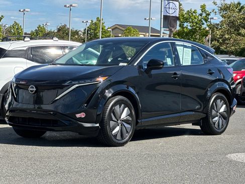 Certified 2023 Nissan Ariya FWD image 8