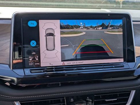 New 2026 Volkswagen Atlas SE image 24