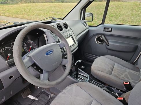 Used 2010 Ford Transit Connect XLT image 10
