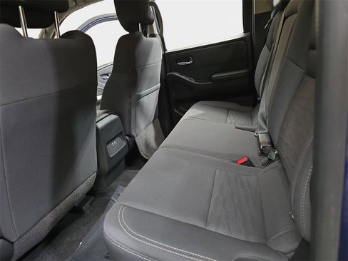 Used 2023 Nissan Frontier SV w/ Technology Package image 16