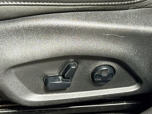 Used 2020 Jeep Compass Latitude w/ Popular Equipment Group image 28