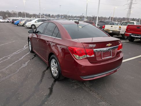Used 2016 Chevrolet Cruze LT w/ Sun And Sound Package image 8