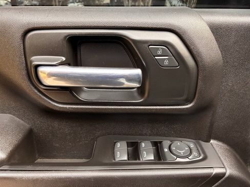 Certified 2024 Chevrolet Silverado 2500 Custom w/ Custom Convenience Package image 20