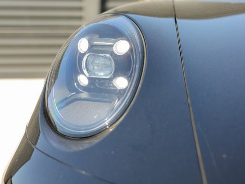 Certified 2024 Porsche 911 Carrera GTS image 13