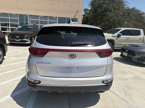 Used 2021 Kia Sportage LX FWD image 6