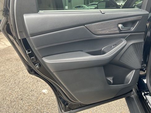 Certified 2023 Acura MDX SH-AWD w/ Advance Package image 21