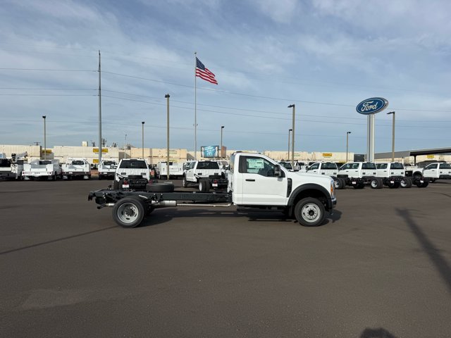 New 2026 Ford F450 XL w/ XL Chrome Package RWD image 2