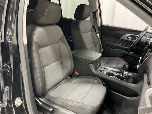 Used 2020 Chevrolet Traverse LT FWD image 10