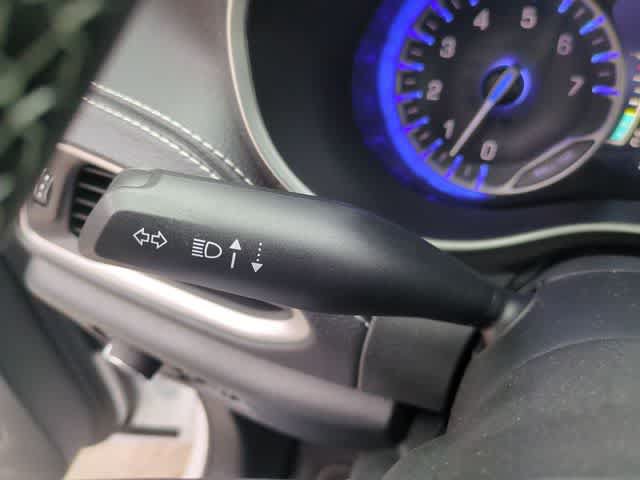 New 2026 Chrysler Pacifica Select FWD image 27