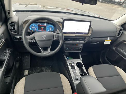 Used 2025 Ford Bronco Sport Big Bend image 17