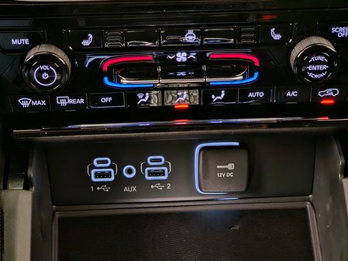 New 2026 Jeep Grand Cherokee Laredo AWD/4WD image 22