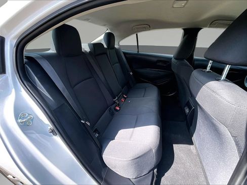 Used 2025 Toyota Corolla LE FWD image 29