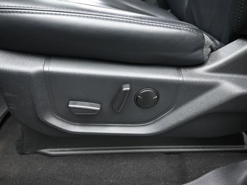 Certified 2024 Ford Expedition Max XLT image 11